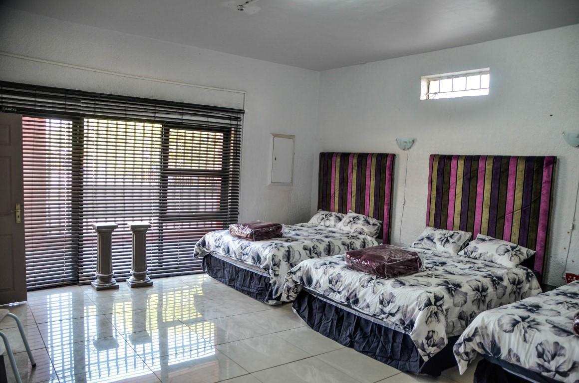 Sani Bonani Guest House Klerksdorp Zewnętrze zdjęcie