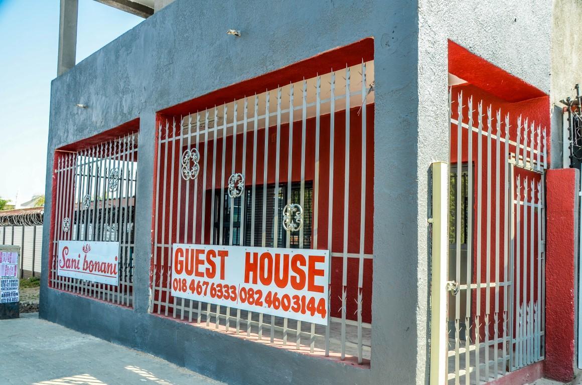Sani Bonani Guest House Klerksdorp Zewnętrze zdjęcie